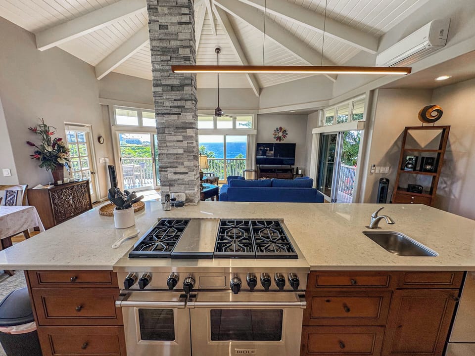 Gorgeous ocean views from the kitchen!