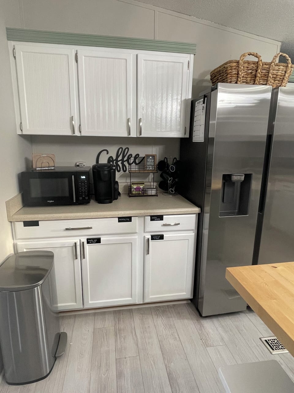 Kitchen
Coffee Bar