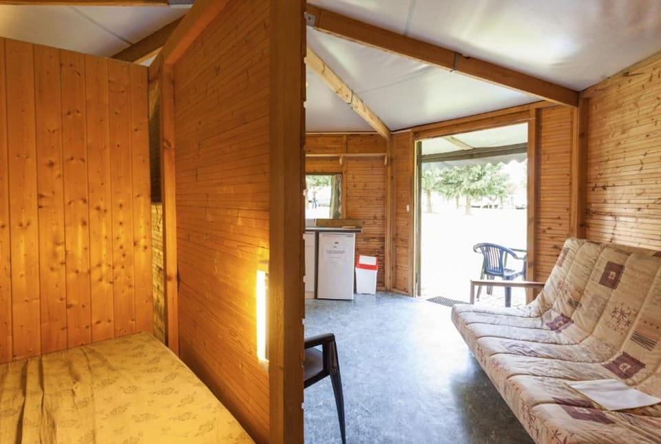 Living room - Camping 2000 - Kampeerhut