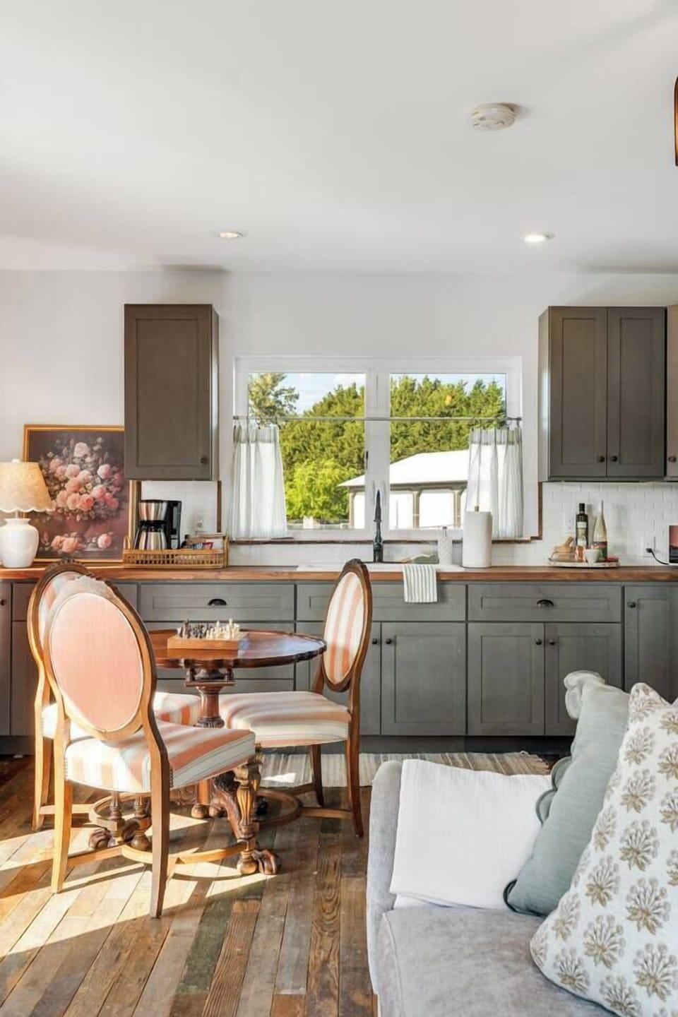 de543252-5a6c-4583-afdb-f551f93fec61