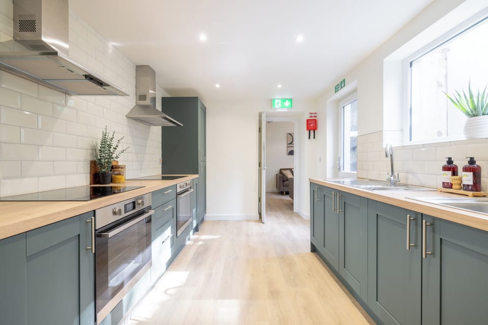 3743e1f4-916d-4f39-9680-9c8910c8a1ee