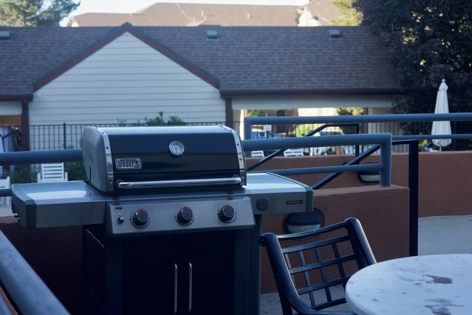 grill - common area