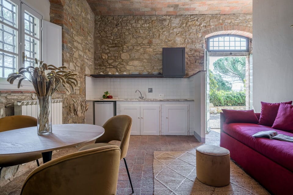 Autumn, Kitchen, Living Room, Spring, Summer