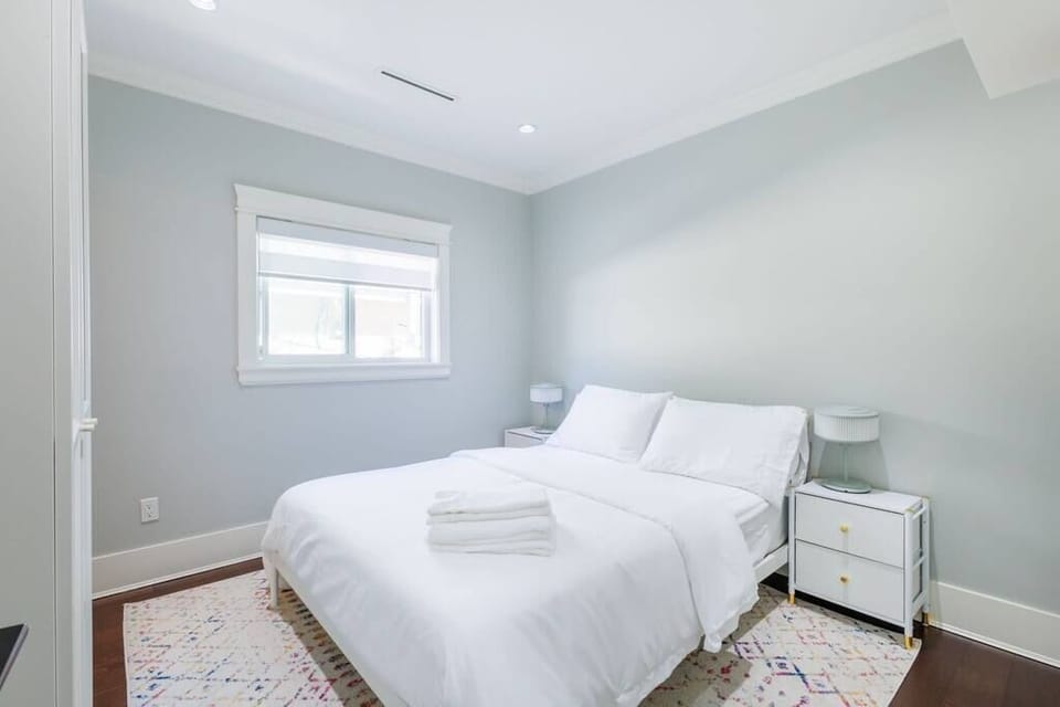 The second bedroom with the queen bed is equally comfortable.