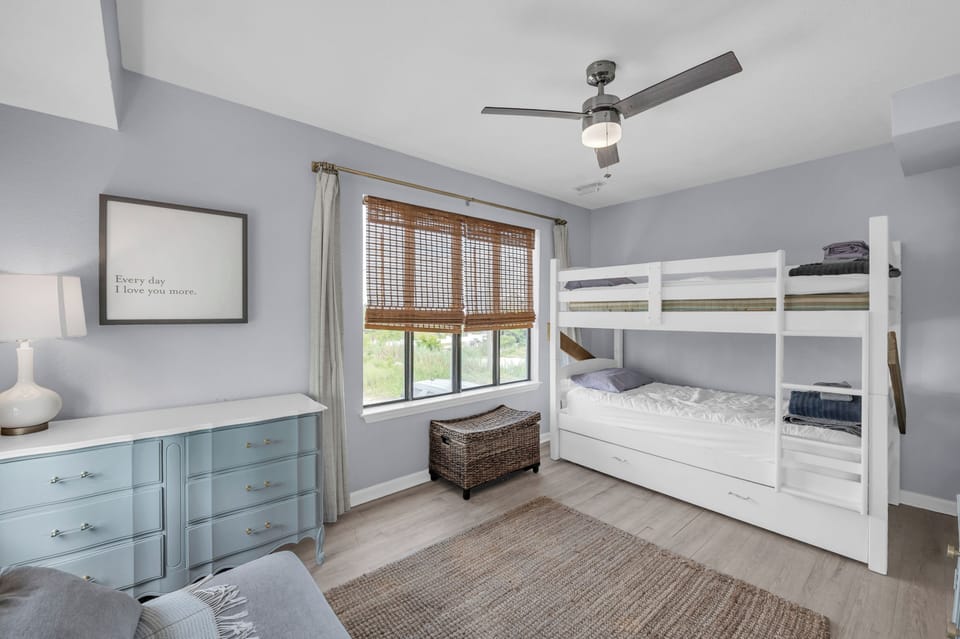 Bedroom 3 with bunk beds