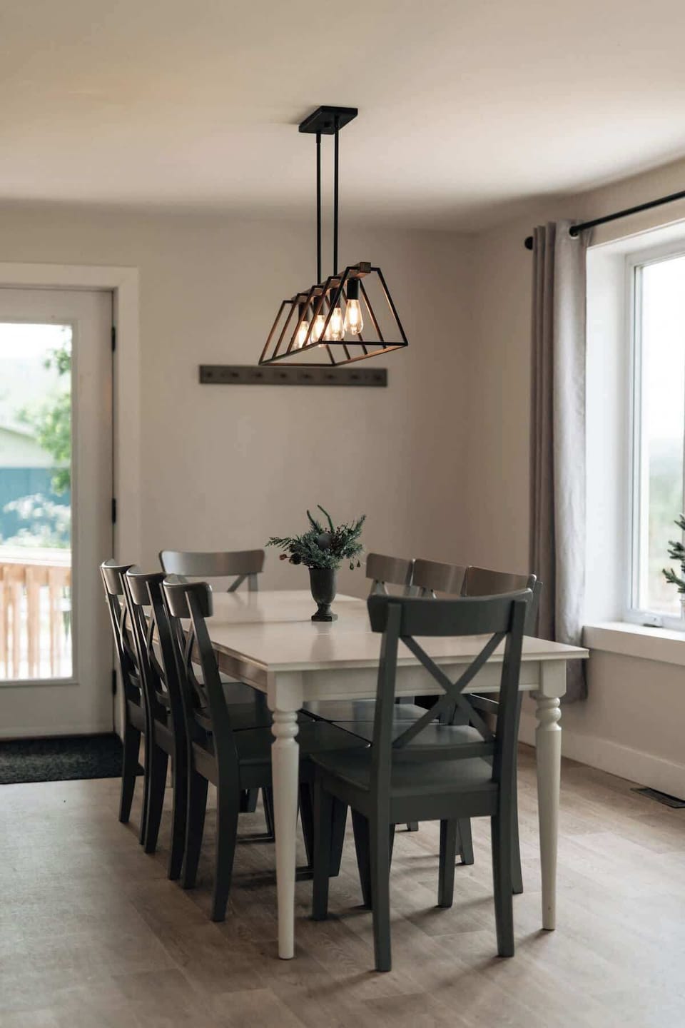 Open dining space with plenty of natural light and comfortable seating.