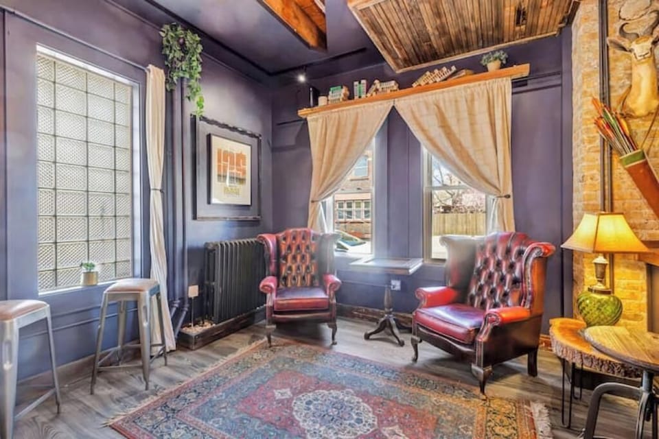 Two spacious living rooms-ideal for large groups to spread out and relax