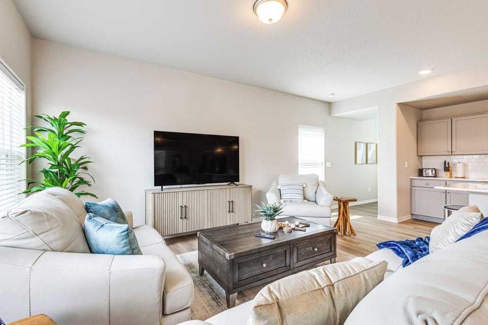 Colorado Springs Vacation Rental | 3BR | 2.5BA | 1,810 Sq Ft | Stairs Required