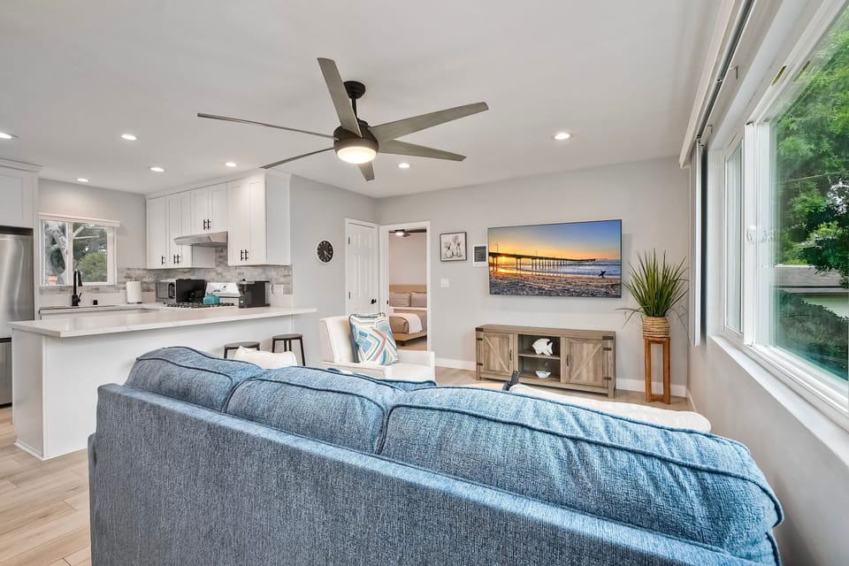 1BR unit living room