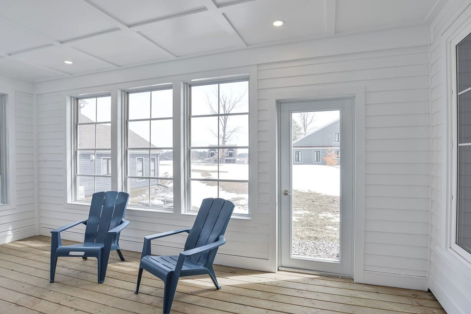 Pine Muskoka Room