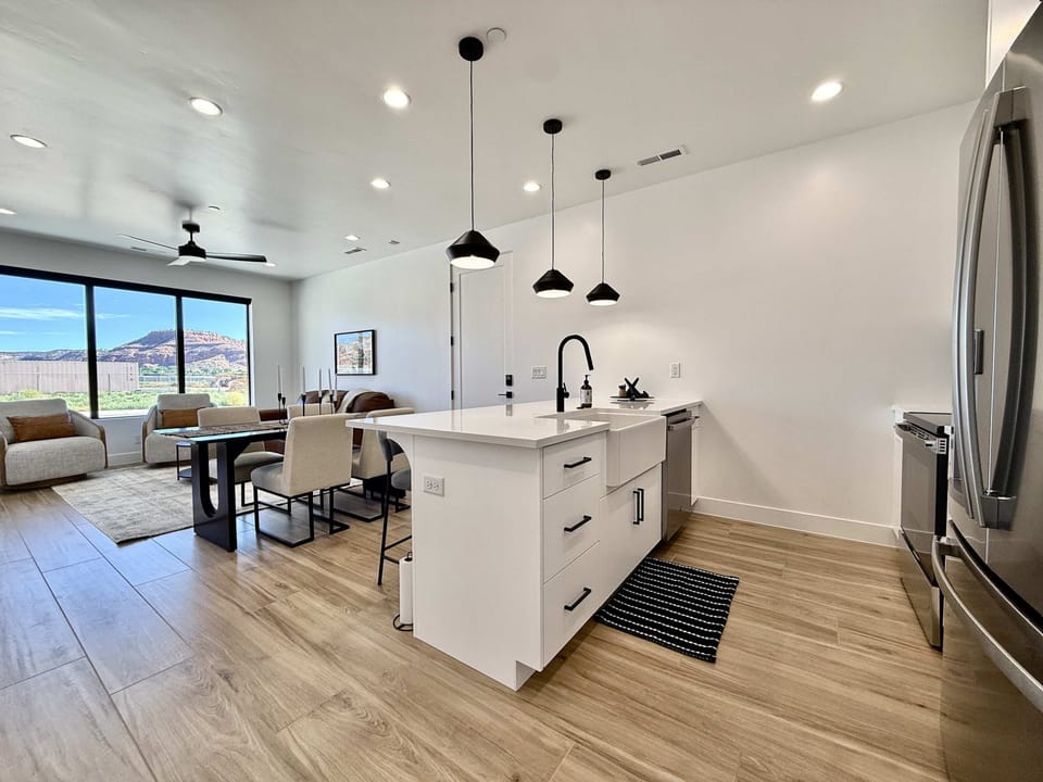 The view from the kitchen to the living room (and beyond!)