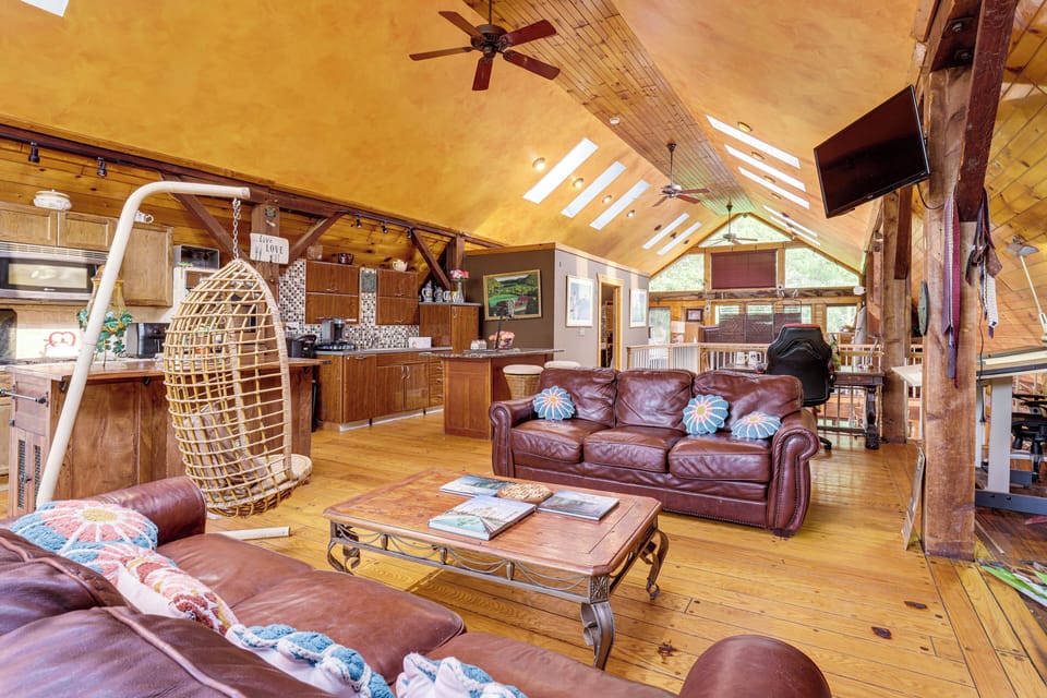 Living Area | Central A/C & Heat | Roku TV | Egg Swing Chair