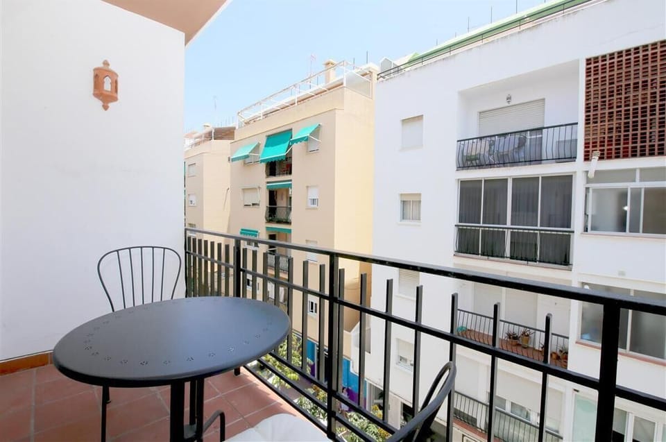 Another picture of the terrace of this apartment