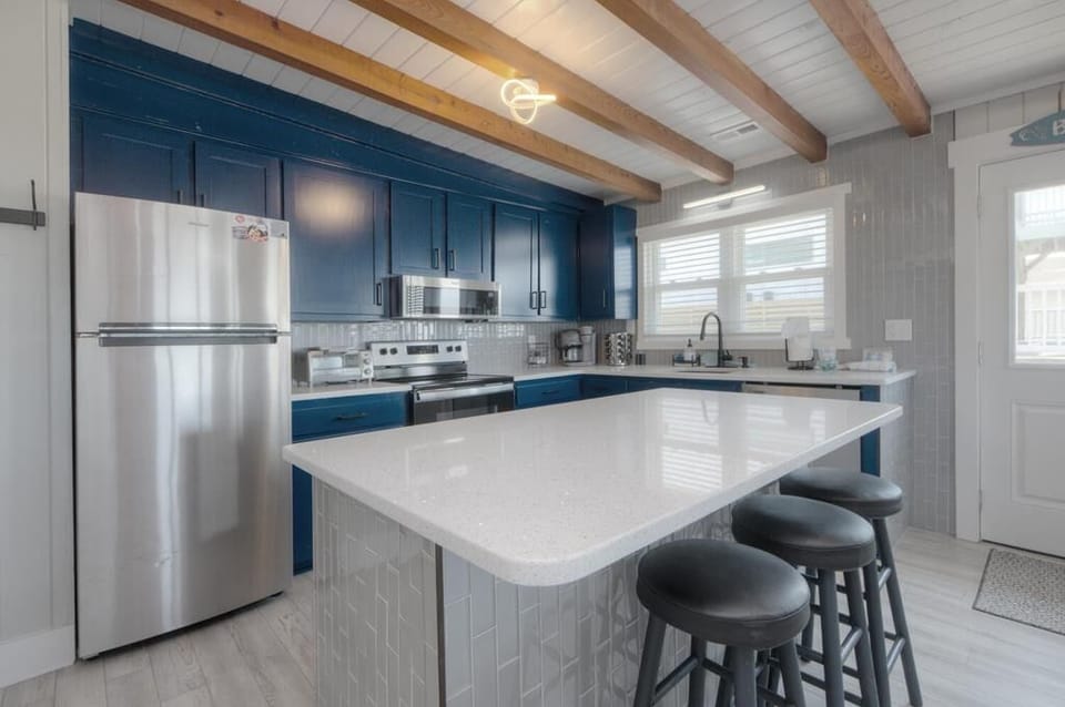 Kitchen
GW 6-16-25