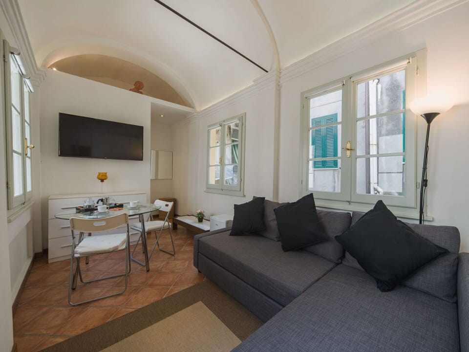 Interior Design, Furniture, Apartment, Ceiling, Couch, Living Room, Chair, Hotel