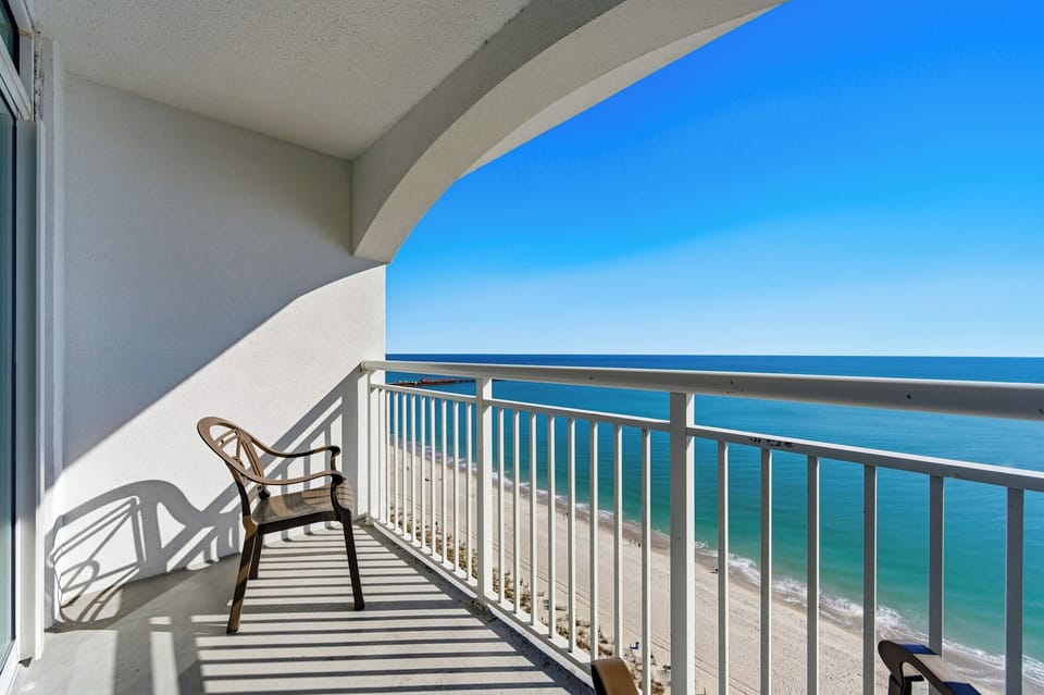 Camelot By The Sea PH12 balcony