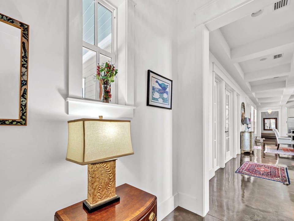 Entry way