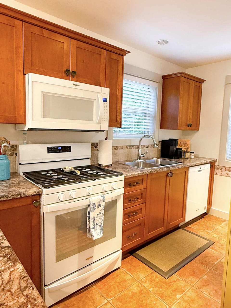 Natural gas stove and microwave.