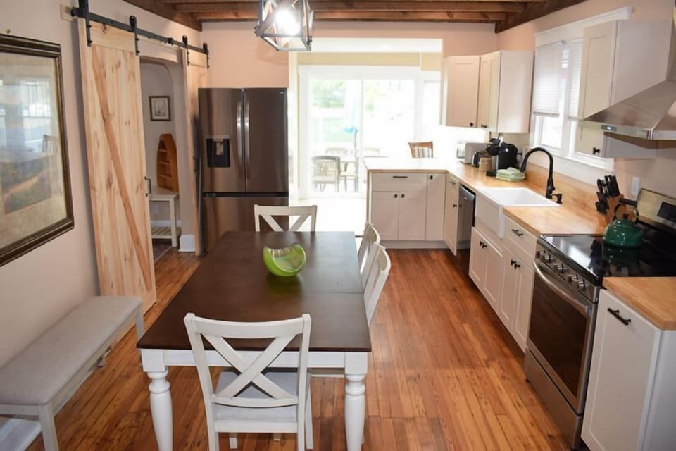 Fully equipped kitchen