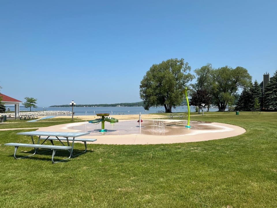 Splash pad at Peninsula park across the street.