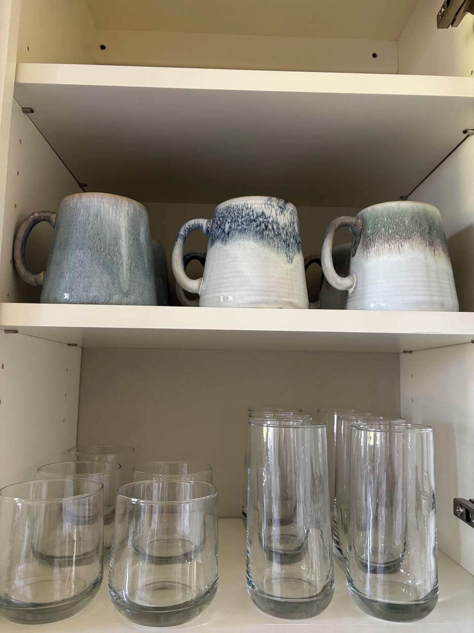 Mugs and cups