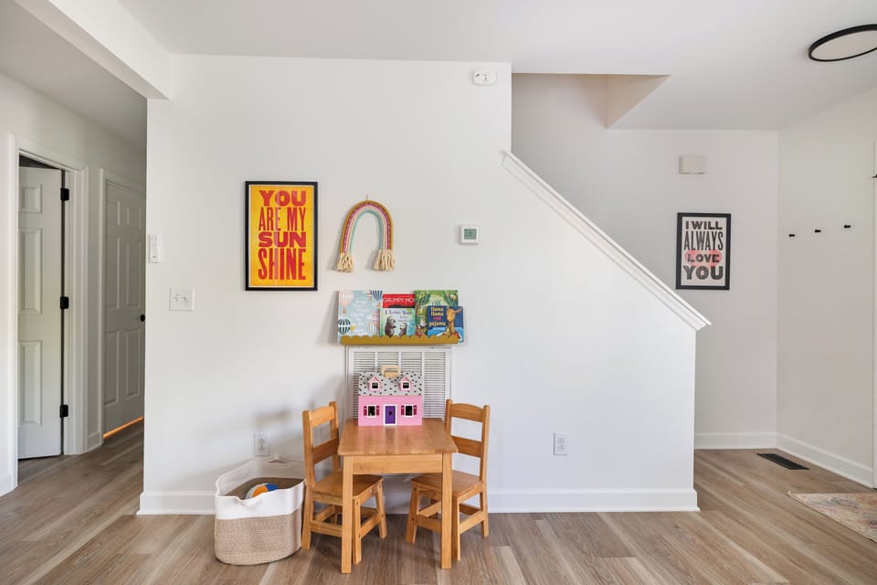 The kid's station sits just off the dining area and kitchen for young kids.