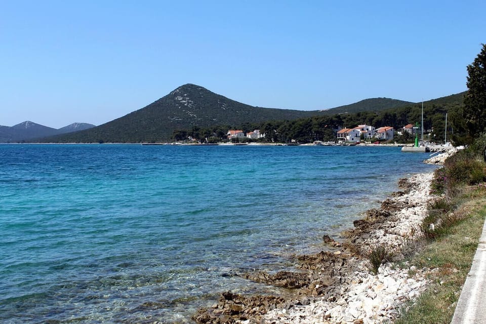 Nearby beaches