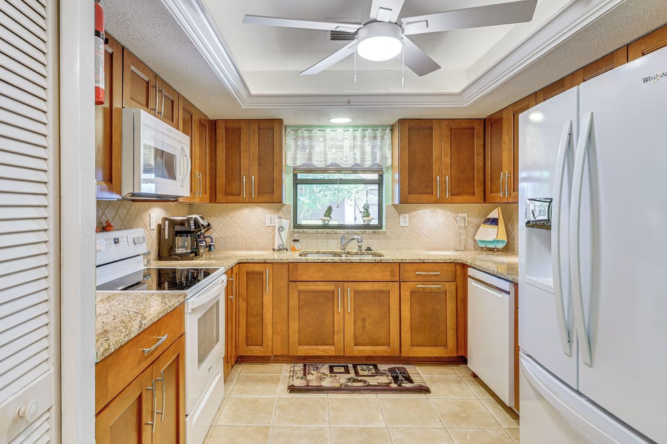 Kitchen | Cooking Basics | Drip Coffee Maker