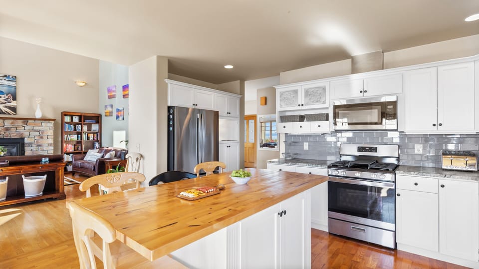 Ample counter space.