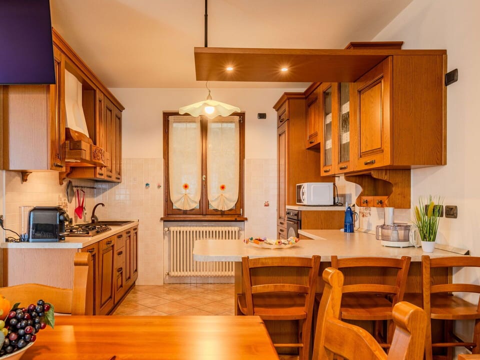 Interior Design, Furniture, Wood, Flooring, Ceiling, Cabinetry, Kitchen, Room, Floor, Countertop