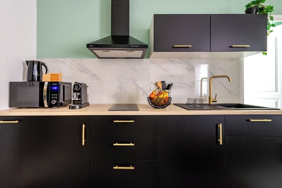 Kitchen area with all necessary utensils