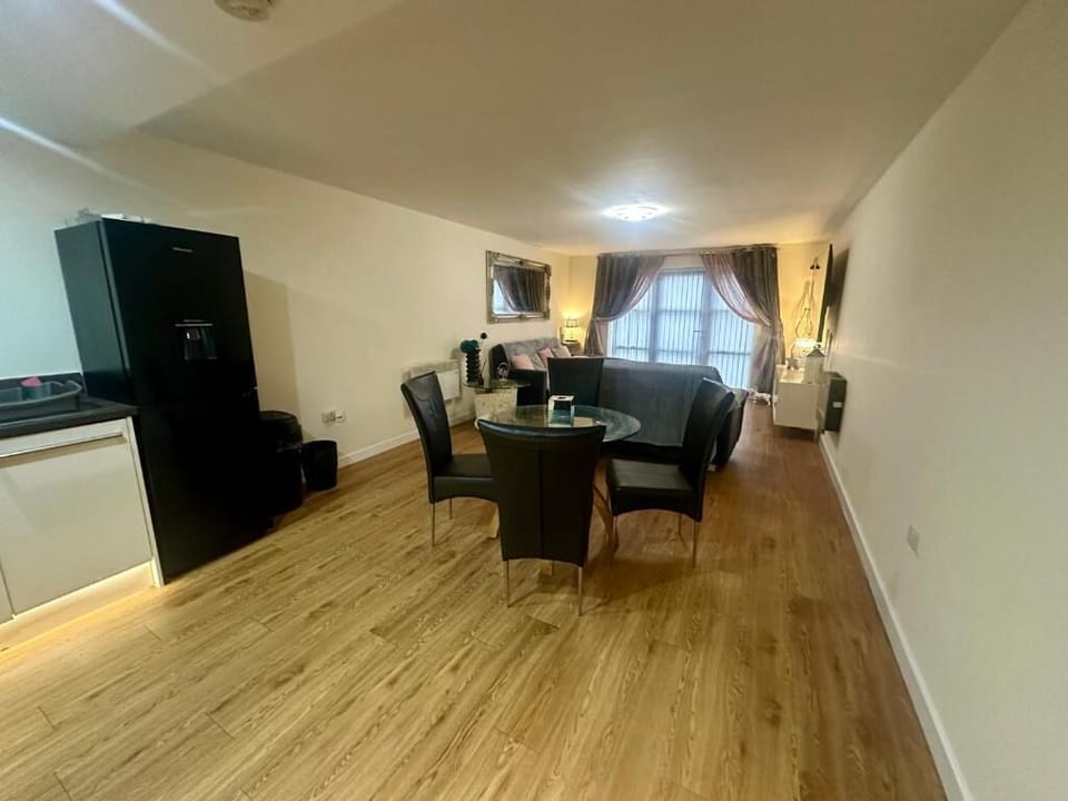 Living Room / Lounge