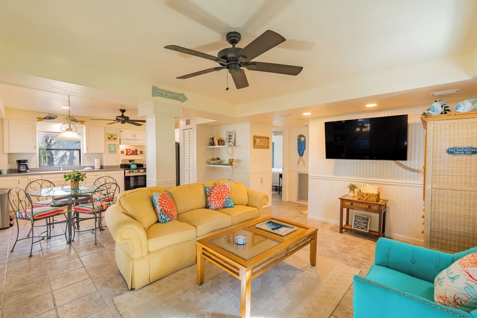 Unit 1 Living room- Lower level