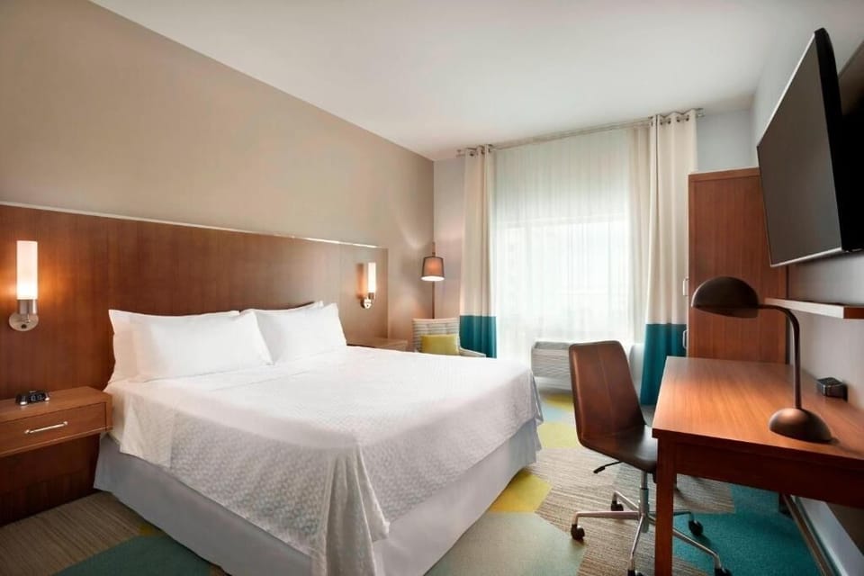Unit with 1 King size bed