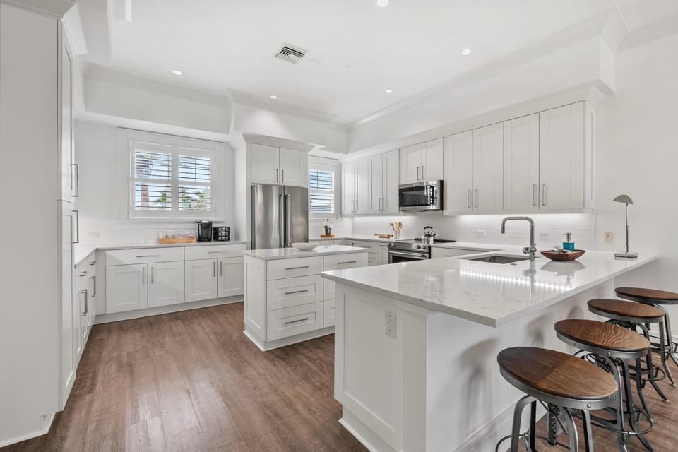 Clean and fully stocked kitchen 
