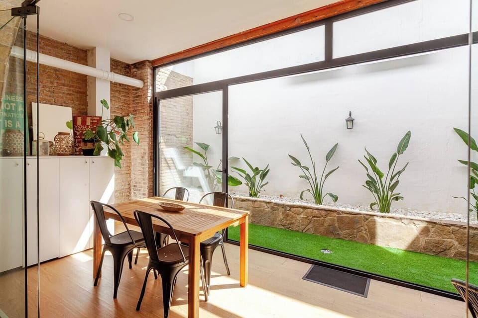 Indoor patio (1)