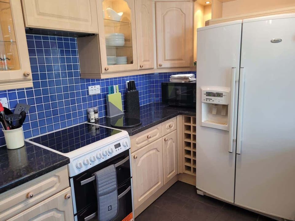 Kitchen 4