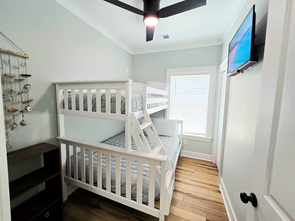 Bedroom 3 - Twin over Double Beds