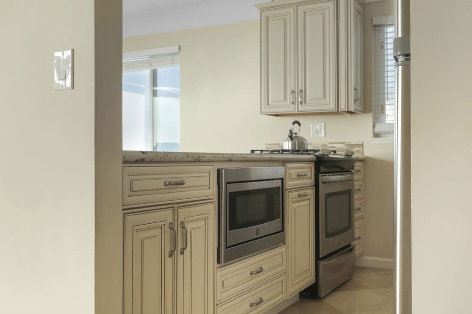 Kitchen (2)