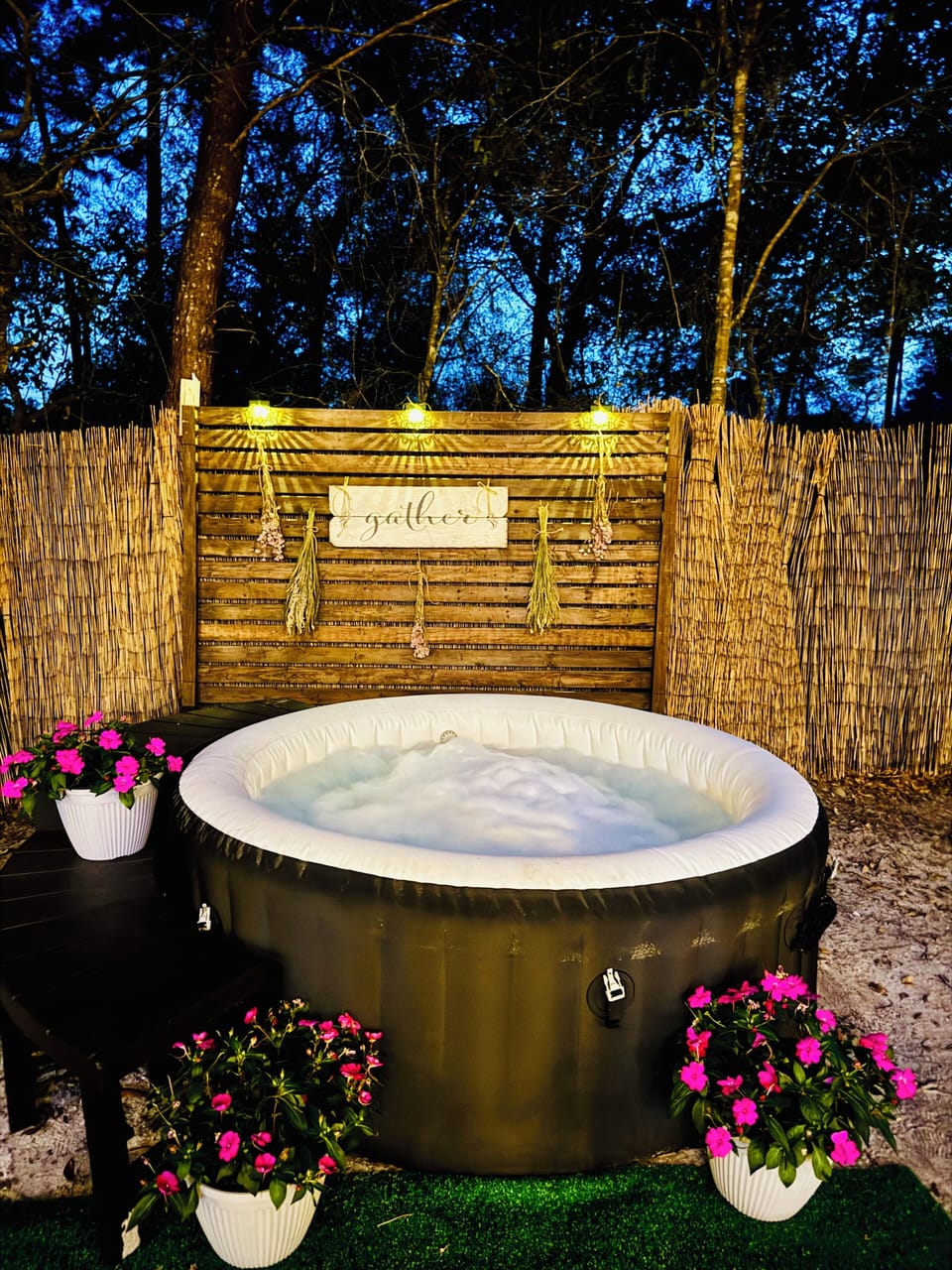 Outdoor spa tub