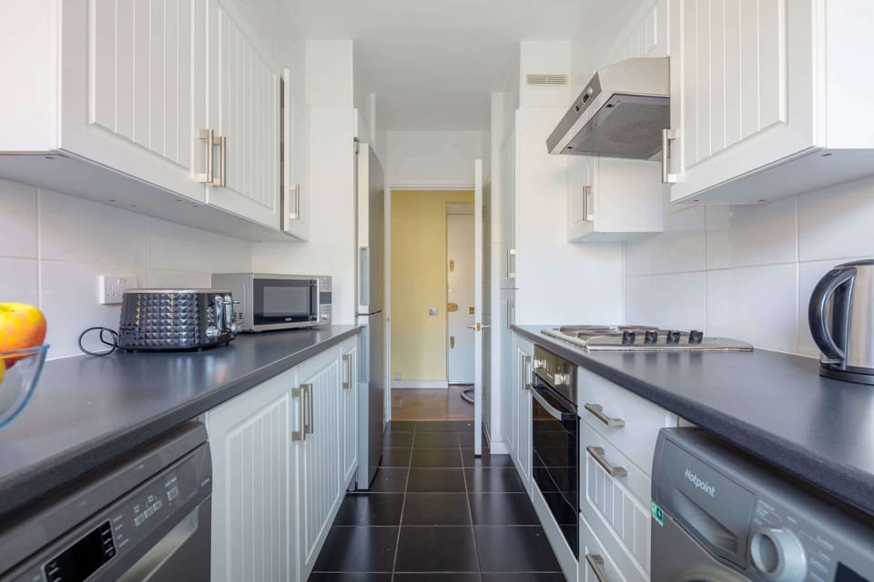 The kitchen is fully equipped to prepare a simple meal 