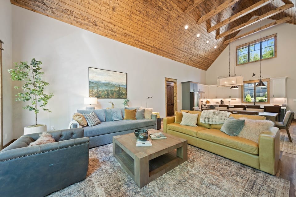 Cozy and High End Furnishings