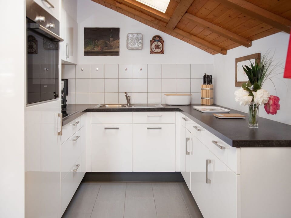 Kitchen, Interior Design, Wood, Countertop, Flooring, Cabinetry, Kitchen Appliance, Home, Furniture, Floor