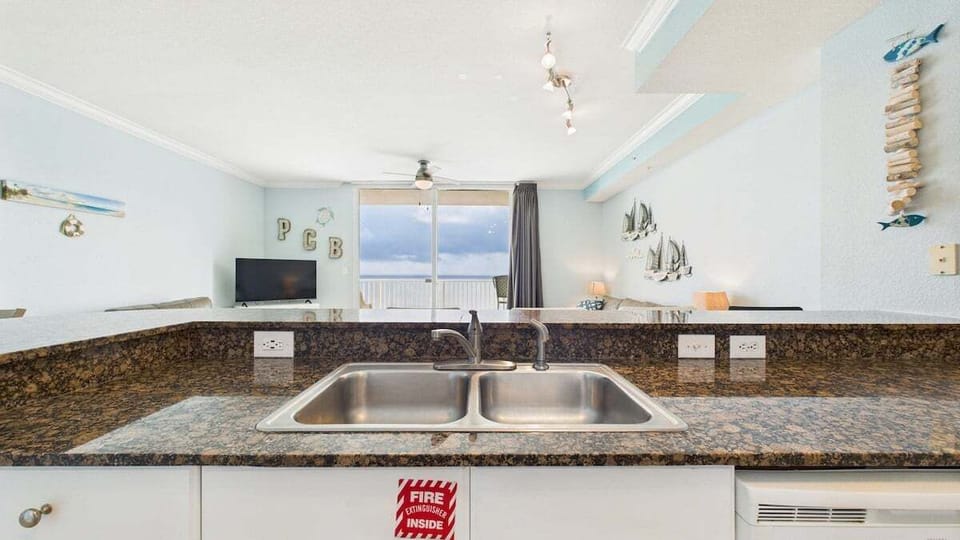 Full kitchen with all the cooking essentials