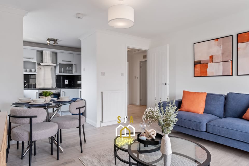 Living Room / Lounge