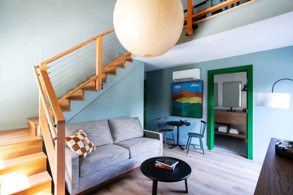 Comfortable Unit with King size bed