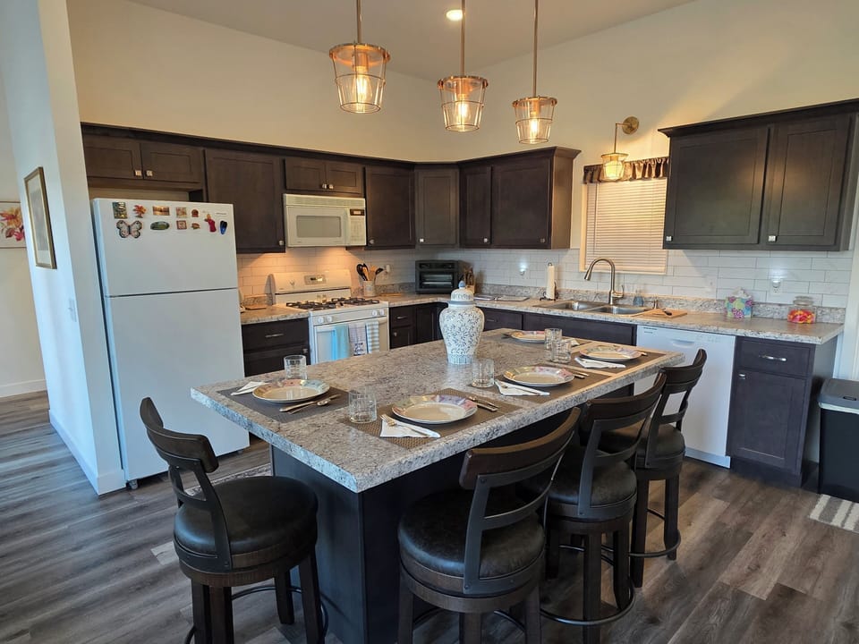 Kitchen with large eating area