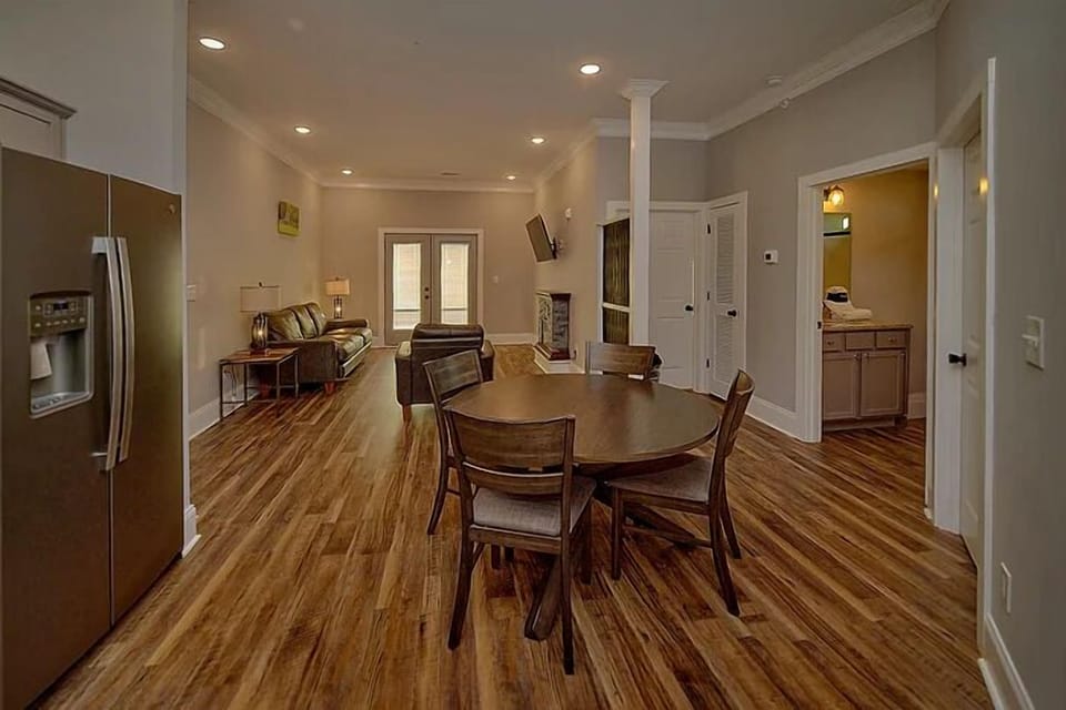 Spacious Living Room with Electric Fireplace and SMART TV with Cable & WIFI throughout vacation rental