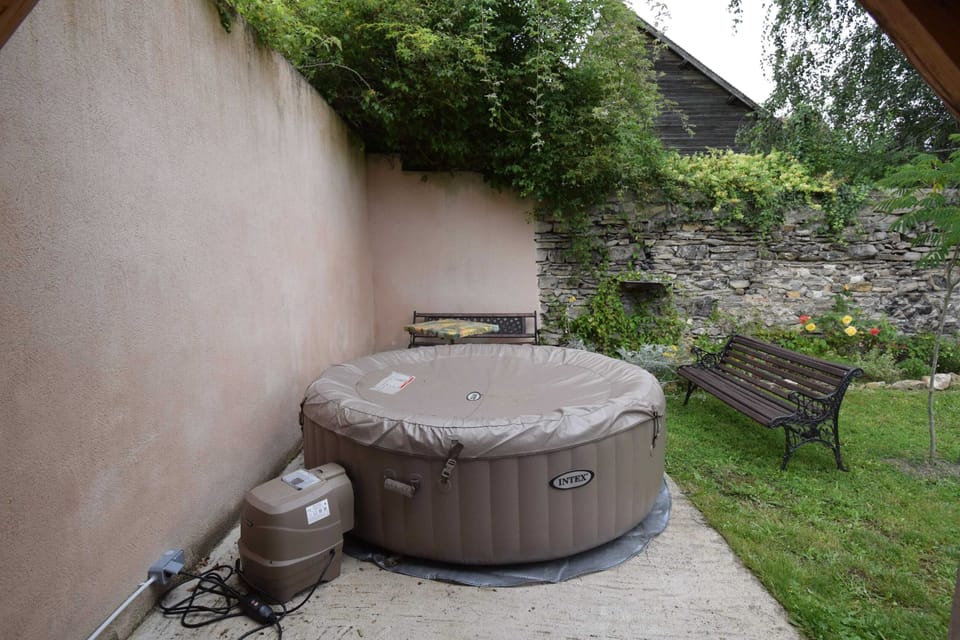 Jacuzzi