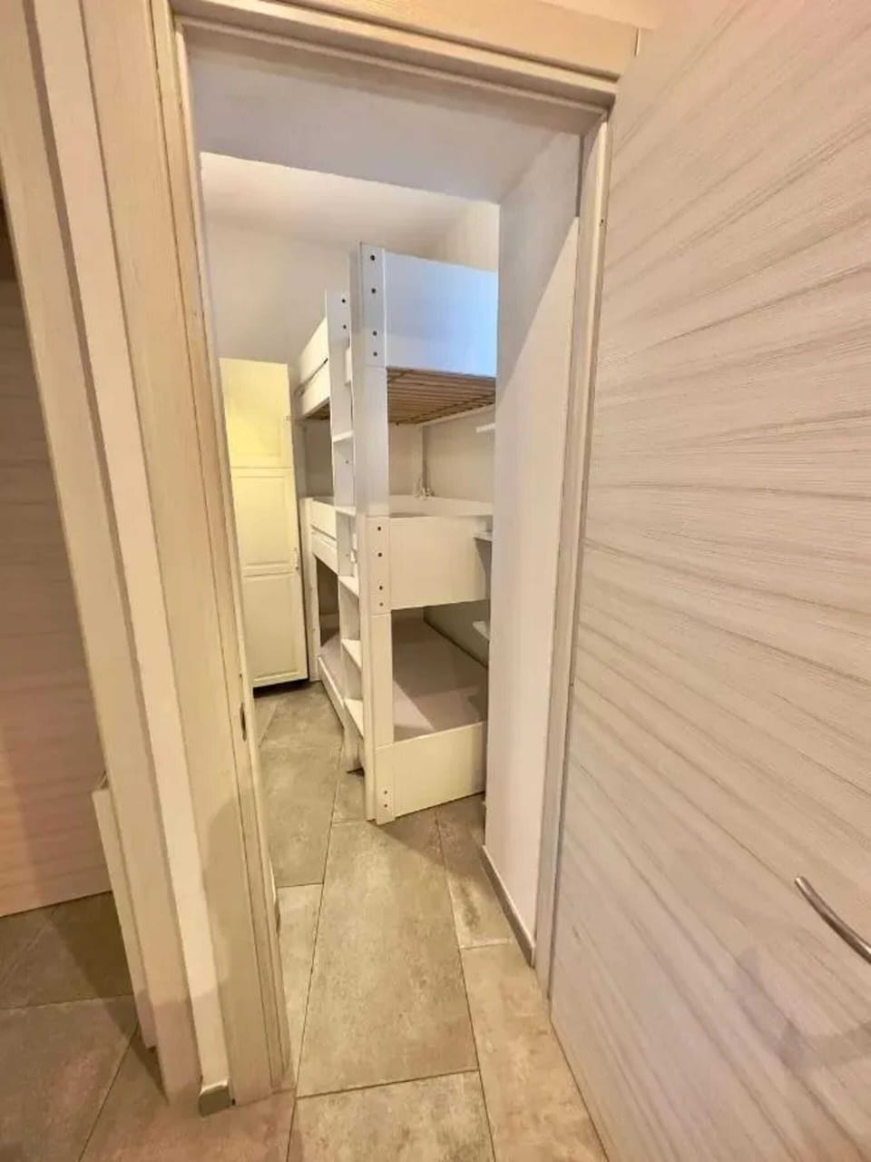 Bunk bed